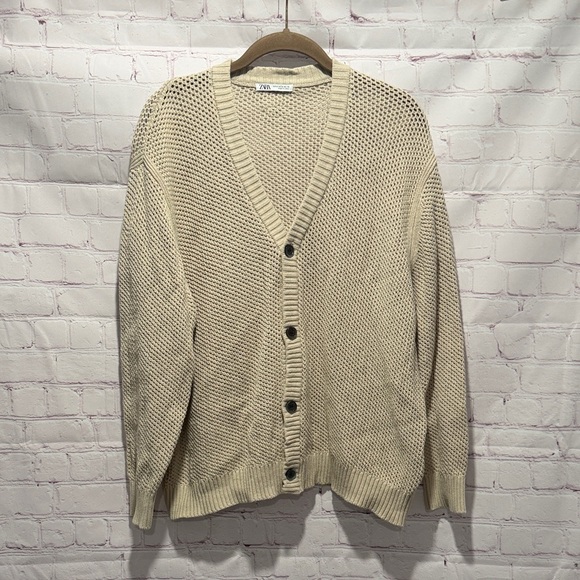 Zara Sweaters - Zara Womans Button-Up Knit‎ Cardigan Sweater Size Medium